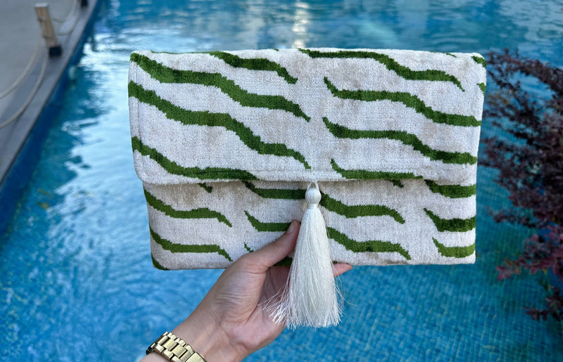 Woven Silk Purse