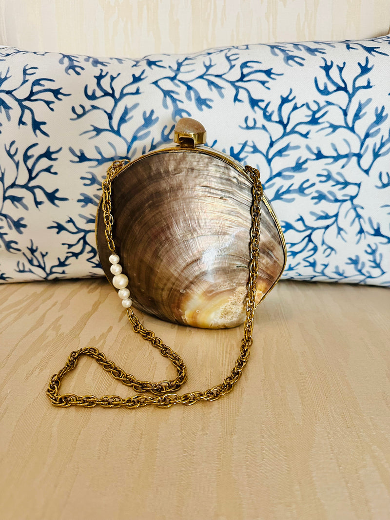 Small Oyster Shell Purse