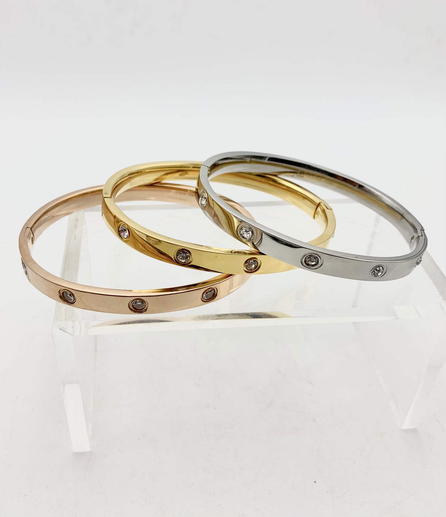 Oval Stainless Steel Bangle Hinge closure